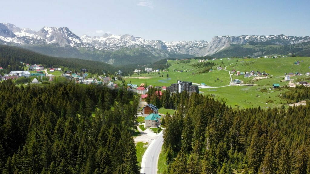apartmani bijelic zabljak lokacija gdje se nalazimo u centru zabljaka