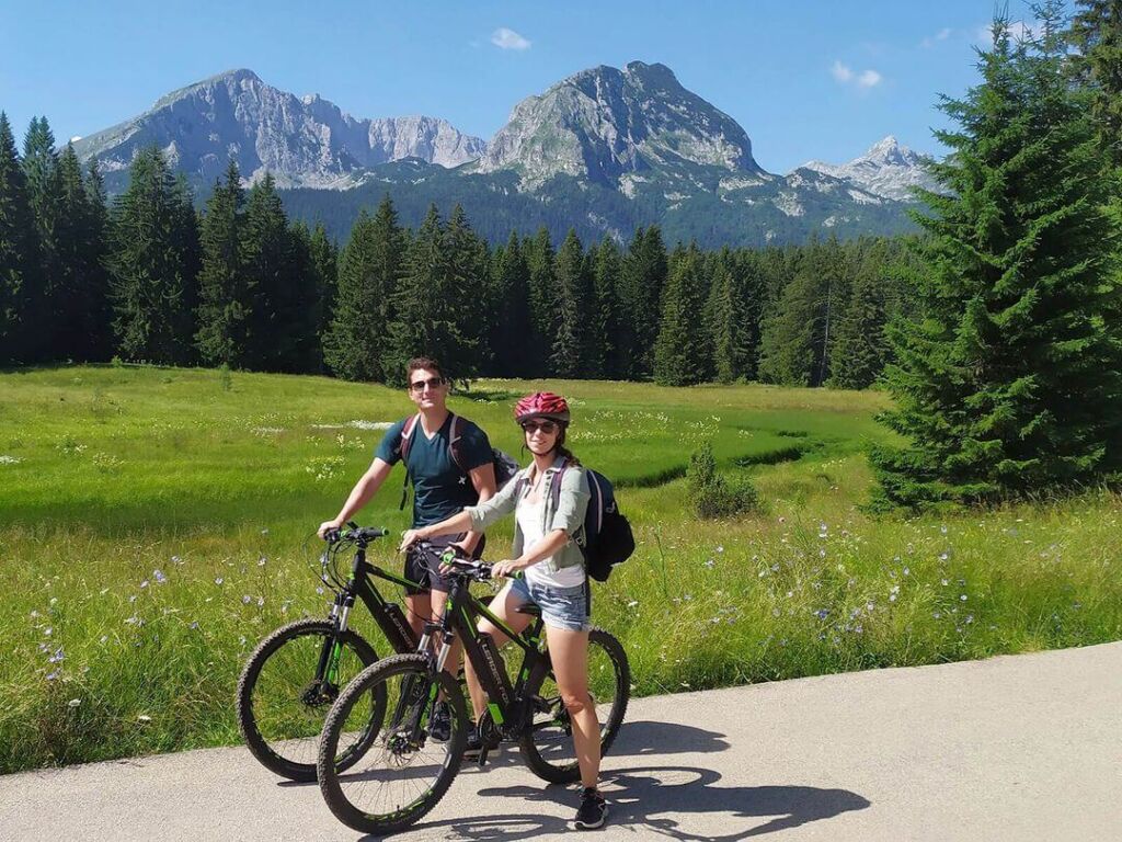 63e7ad01224c1f2685074919 biking20soa202 p 1080